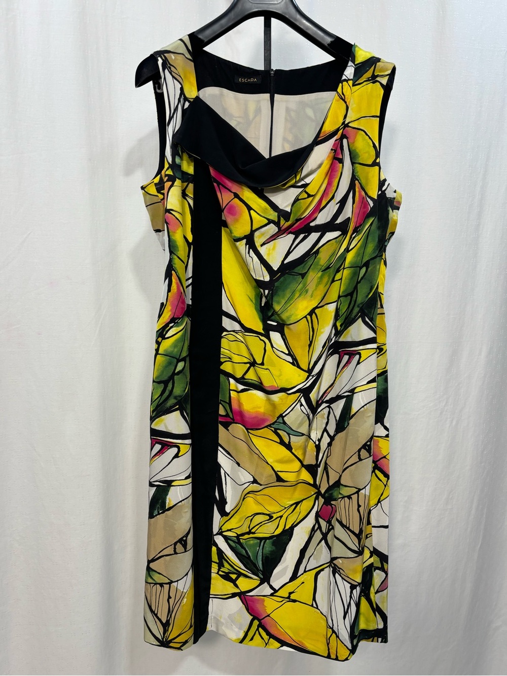 ESCADA Vibrant Leaf Print Cowl Neck Sheath Dress w/Belt 100% Silk Size 12 /INT42 - Picture 2 of 11